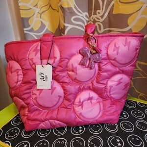 Sincerely Jules lighting smile puffer tote⚡️